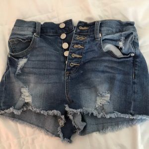 Size 0 refuge shorts